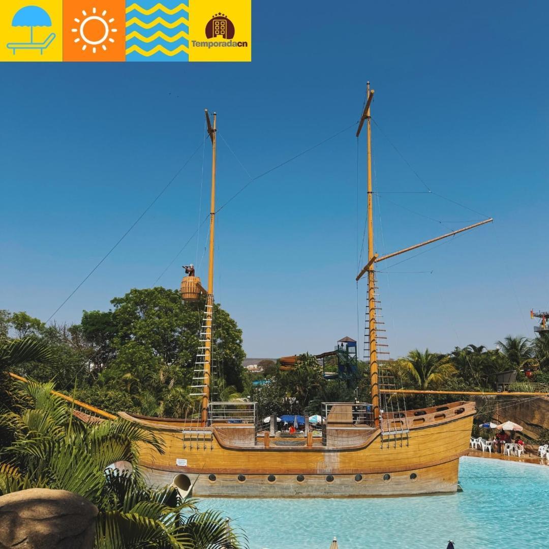 Piazza Com Acesso Ao Acqua Park - Gustavo Aparthotel Caldas Novas Buitenkant foto